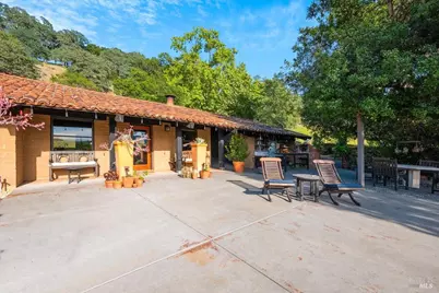 27650 River Road, Cloverdale, CA 95425 - Photo 4