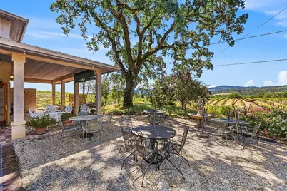 5143 Dry Creek Road, Healdsburg, CA 95448 - Photo 18