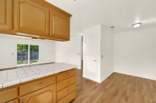 1154 Woodridge Dr, Vacaville, CA 95687 - Photo 30