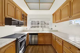 1154 Woodridge Dr, Vacaville, CA 95687 - Photo 26