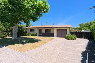 1924 Vineyard Ave, Saint Helena, CA 94574 - Photo 1