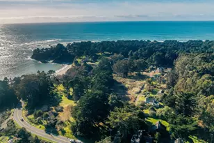 45180 Headlands Dr, Mendocino, CA 95460 - Photo 44