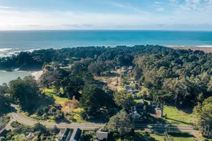 45180 Headlands Dr, Mendocino, CA 95460 - Photo 50