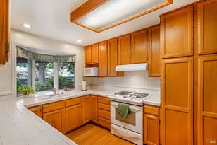 1819 Woodward Dr, Santa Rosa, CA 95405 - Photo 16