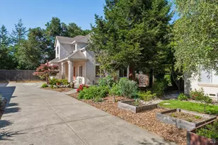 814 Cobbler Ln, Petaluma, CA 94952 - Photo 8