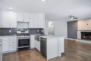7802 Country Meadow Way, Windsor, CA 95492 - Photo 4