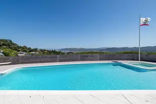 122 Altura Way, Greenbrae, CA 94904 - Photo 4