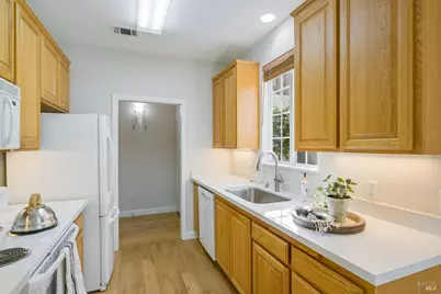 260 Channing Way #2, San Rafael, CA 94903 - Photo 8