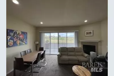 300 Locust Drive #22, Vallejo, CA 94591 - Photo 2