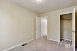 300 Locust Dr, Vallejo, CA 94591 - Photo 12