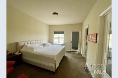 300 Locust Drive #22, Vallejo, CA 94591 - Photo 8