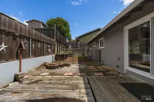455 W M St, Benicia, CA 94510 - Photo 30