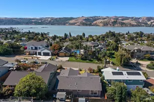 455 W M St, Benicia, CA 94510 - Photo 4