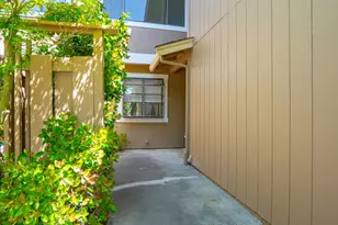 1297 Grove Cir, Benicia, CA 94510 - Photo 4