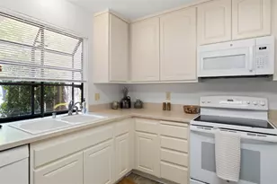 1297 Grove Cir, Benicia, CA 94510 - Photo 14