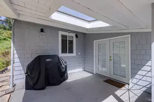 31 Martens Blvd, San Rafael, CA 94901 - Photo 24
