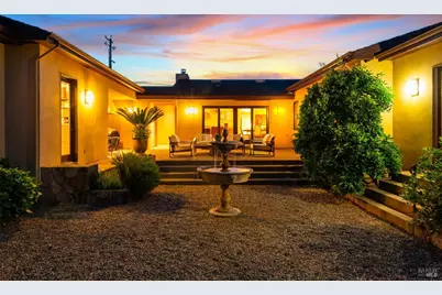 977 Pratt Avenue, Saint Helena, CA 94574 - Photo 1