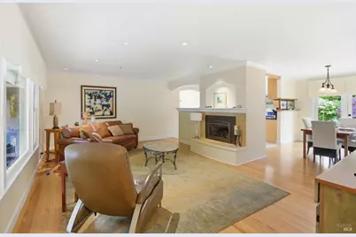 1011 Woodlawn Drive, Napa, CA 94558 - Photo 4