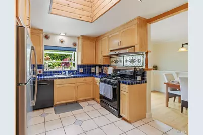 1011 Woodlawn Drive, Napa, CA 94558 - Photo 12