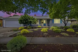 1011 Woodlawn Dr, Napa, CA 94558 - Photo 2