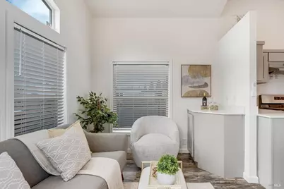 101 Colgan Avenue #2, Santa Rosa, CA 95404 - Photo 4