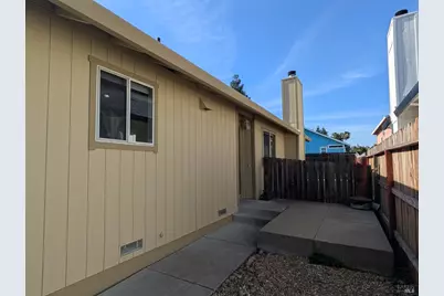 349 Zachary Drive, Vacaville, CA 95687 - Photo 22