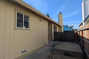 349 Zachary Dr, Vacaville, CA 95687 - Photo 22