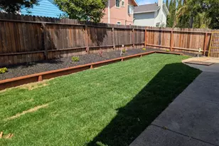 349 Zachary Dr, Vacaville, CA 95687 - Photo 20
