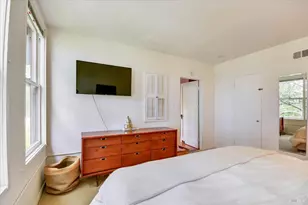 11 Girard Ave, Sausalito, CA 94965 - Photo 32
