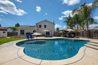 307 Flagstone Court, Vacaville, CA 95687 - Photo 1