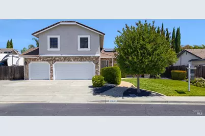 307 Flagstone Court, Vacaville, CA 95687 - Photo 2