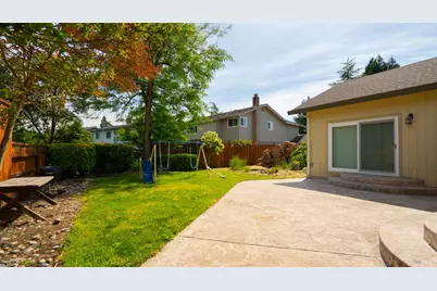 863 Holly Avenue, Rohnert Park, CA 94928 - Photo 24