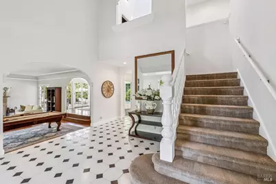13 W Brooke Drive, Novato, CA 94947 - Photo 8