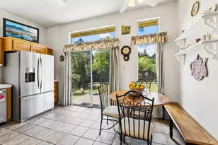 361 Hilltop Ct, Vacaville, CA 95688 - Photo 8
