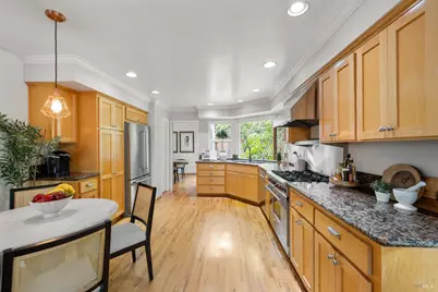 1041 Banbury Court, Napa, CA 94558 - Photo 8