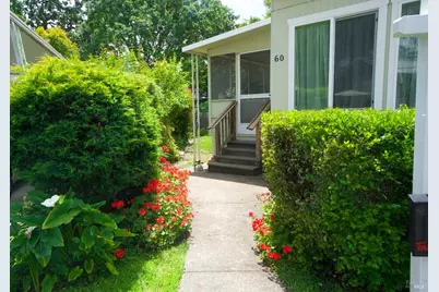 60 Colonial Park Drive, Santa Rosa, CA 95403 - Photo 2