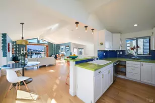 38 S 40 Dock, Sausalito, CA 94965 - Photo 12