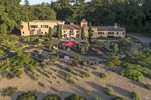 942 Country Club Ln, Sonoma, CA 95476 - Photo 2