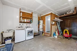 343 Arizona St, Fairfield, CA 94533 - Photo 36