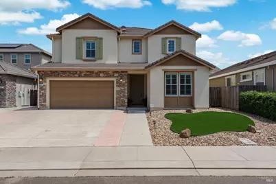 607 Snapdragon Street, Vacaville, CA 95687 - Photo 2