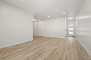 4911 Oak Park Way, Santa Rosa, CA 95409 - Photo 6