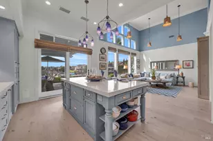 121 N Newport Dr, Napa, CA 94559 - Photo 30