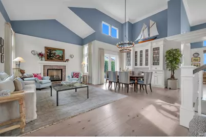 121 N Newport Drive, Napa, CA 94559 - Photo 12