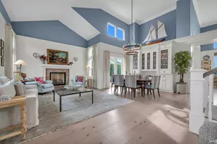 121 N Newport Dr, Napa, CA 94559 - Photo 12
