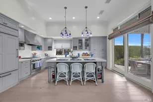 121 N Newport Dr, Napa, CA 94559 - Photo 4