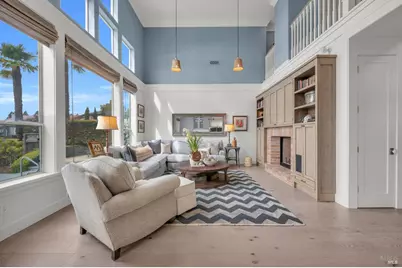 121 N Newport Drive, Napa, CA 94559 - Photo 24