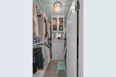 121 N Newport Drive, Napa, CA 94559 - Photo 36