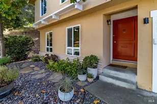 1026 View Dr, El Sobrante, CA 94803 - Photo 4