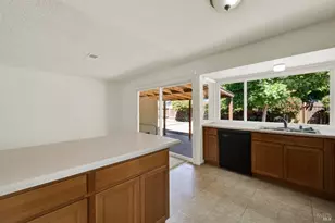 2142 Kingfisher Way, Fairfield, CA 94533 - Photo 28
