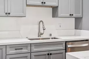 2529 Filbert St, Oakland, CA 94607 - Photo 12